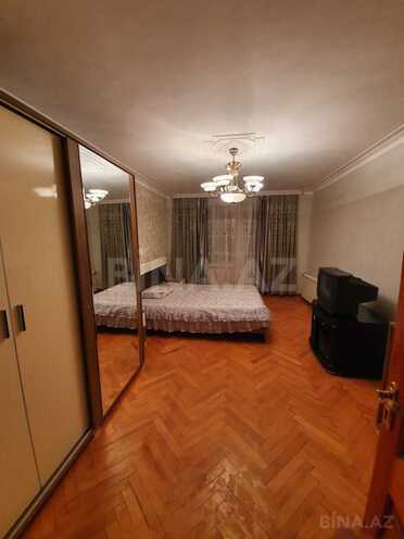 Продаётся 3-комн. вторичка 70 м², м. Элмляр Академиясы, photo 5 from 18