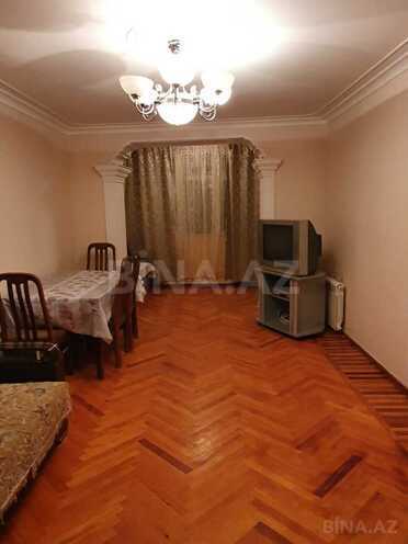 Продаётся 3-комн. вторичка 70 м², м. Элмляр Академиясы, photo 16 from 18