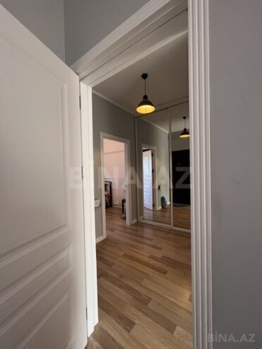 Satılır 2 otaqlı köhnə tikili 65 m², İnşaatçılar m., photo 4 from 17