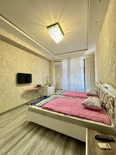 İcarəyə verilir 3 otaqlı yeni tikili 110 m², Gənclik m., photo 22 from 32