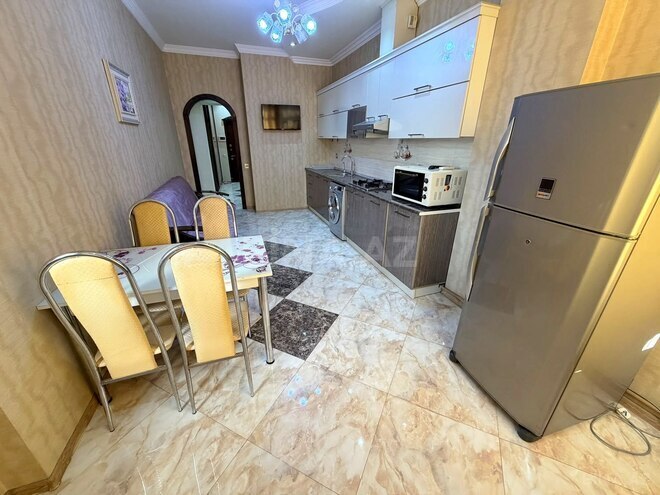 İcarəyə verilir 2 otaqlı yeni tikili 420 m², 28 May m., photo 5 from 17