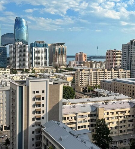 İcarəyə verilir 2 otaqlı yeni tikili 420 m², 28 May m., photo 4 from 17