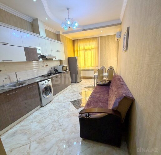 İcarəyə verilir 2 otaqlı yeni tikili 420 m², 28 May m., photo 13 from 17