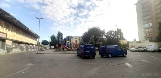 Продаётся  объект 1 000 м², м. Нефтчиляр, photo 1 from 8