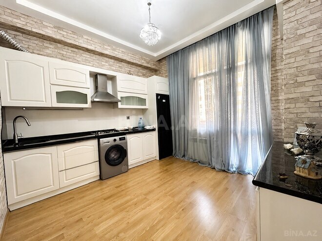 Сдаётся 2-комн. новостройка 58 м², м. 28 мая, photo 1 from 7
