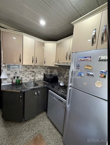 Satılır 3 otaqlı köhnə tikili 70 m², Xalqlar Dostluğu m., photo 7 from 12
