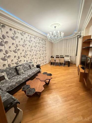 Продаётся 3-комн. новостройка 110 м², м. Иншаатчылар, photo 3 from 12
