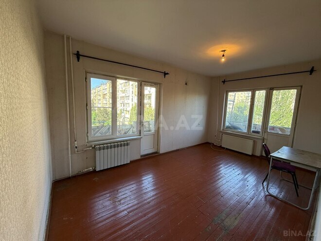 Satılır 2 otaqlı köhnə tikili 65 m², Əhmədli m., photo 1 from 11