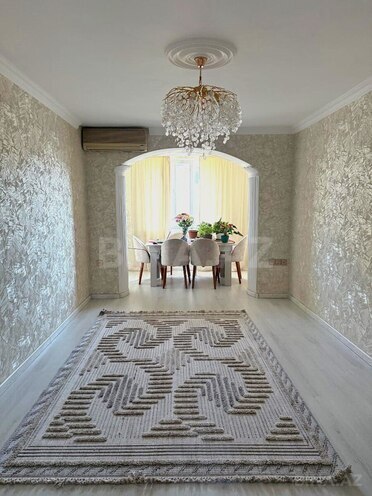 Satılır 3 otaqlı köhnə tikili 80 m², Nərimanov r., photo 1 from 9