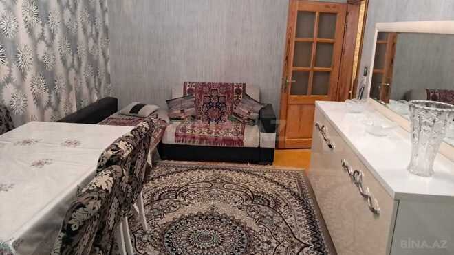 İcarəyə verilir 2 otaqlı köhnə tikili 2 m², Massiv D q., photo 3 from 9