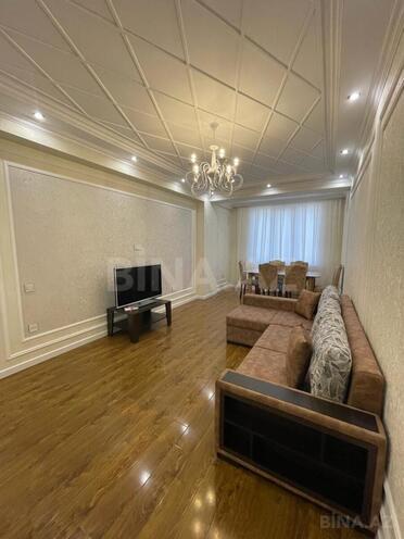 Сдаётся 2-комн. новостройка 70 м², м. Элмляр Академиясы, photo 1 from 18