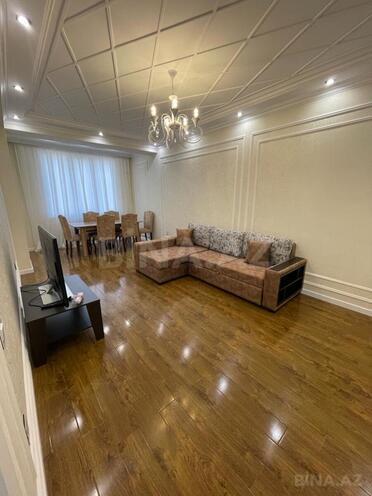 Сдаётся 2-комн. новостройка 70 м², м. Элмляр Академиясы, photo 3 from 18