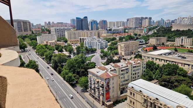 Сдаётся 2-комн. новостройка 120 м², м. Низами, photo 1 from 26