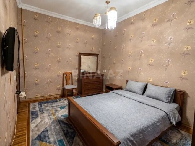 İcarəyə verilir 2 otaqlı köhnə tikili 65 m², Memar Əcəmi m., photo 1 from 7