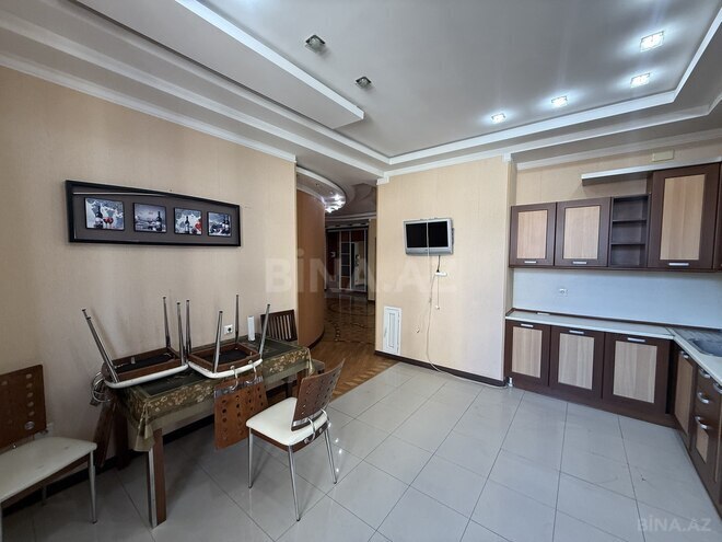 Сдаётся 3-комн. новостройка 165 м², Насиминский  р., photo 8 from 20