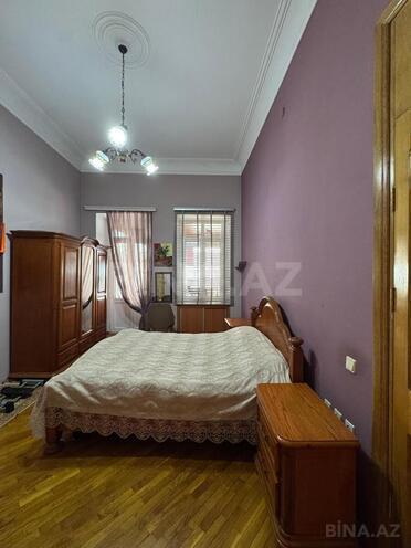 Satılır 4 otaqlı köhnə tikili 200 m², Bayıl q., photo 9 from 24