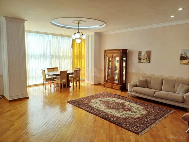 İcarəyə verilir 4 otaqlı yeni tikili 220 m², 28 May m., photo 3 from 20