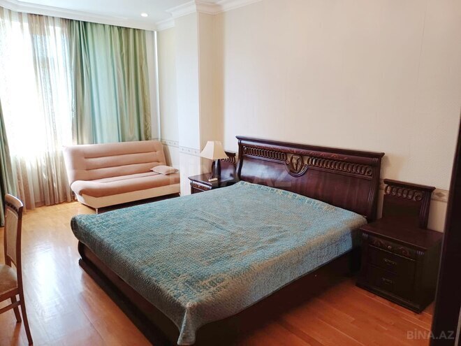 İcarəyə verilir 4 otaqlı yeni tikili 220 m², 28 May m., photo 14 from 20