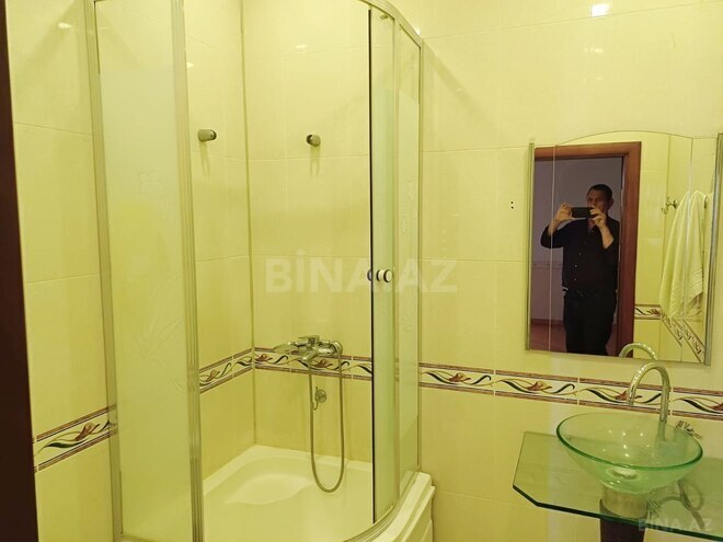 İcarəyə verilir 4 otaqlı yeni tikili 220 m², 28 May m., photo 13 from 20