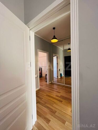 Satılır 2 otaqlı köhnə tikili 65 m², İnşaatçılar m., photo 11 from 16
