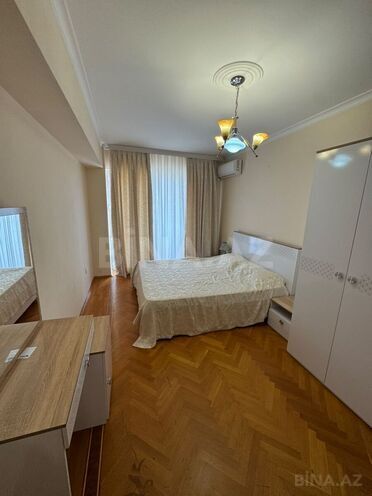 İcarəyə verilir 4 otaqlı yeni tikili 200 m², İçəri Şəhər m., photo 9 from 30