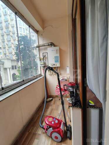 İcarəyə verilir 2 otaqlı köhnə tikili 90 m², Azadlıq Prospekti m., photo 9 from 12