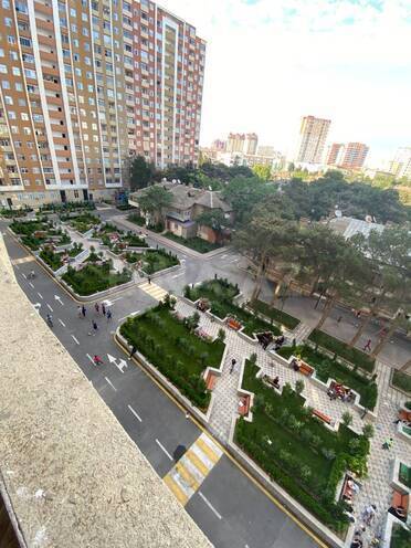 Продаётся 2-комн. новостройка 62 м², м. Кара Караев, photo 1 from 15