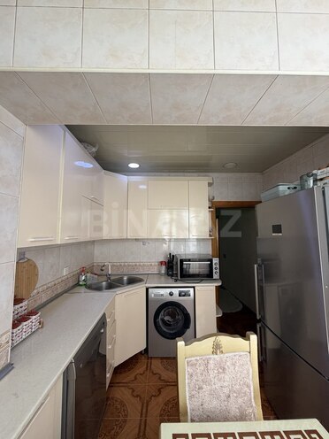 Satılır 4 otaqlı köhnə tikili 100 m², Bakıxanov q., photo 19 from 24