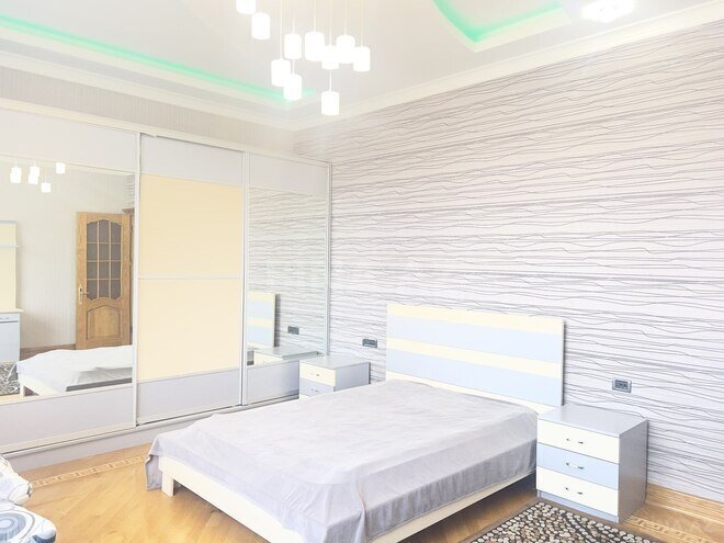 Сдаётся 4-комн. новостройка 210 м², м. 8 ноября, photo 17 from 22