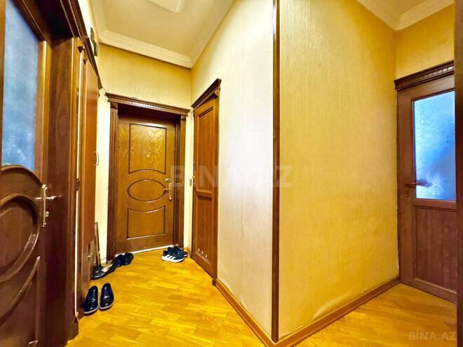 Satılır 3 otaqlı köhnə tikili 75 m², Qara Qarayev m., photo 11 from 14