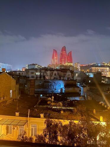 Satılır 3 otaqlı köhnə tikili 86 m², İçəri Şəhər m., photo 13 from 14