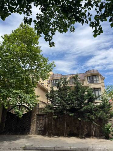 Satılır 5 otaqlı həyət evi/bağ evi 600 m², Elmlər Akademiyası m., photo 28 from 30
