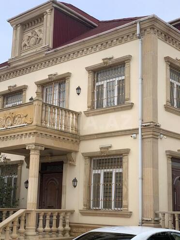 Satılır 10 otaqlı həyət evi/bağ evi 800 m², Şüvəlan q., photo 1 from 29