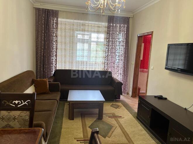 İcarəyə verilir 2 otaqlı köhnə tikili 70 m², Memar Əcəmi m., photo 1 from 17