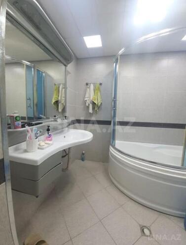 Satılır 3 otaqlı köhnə tikili 70 m², İnşaatçılar m., photo 13 from 14