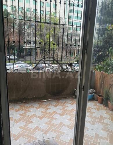 Satılır 3 otaqlı köhnə tikili 70 m², İnşaatçılar m., photo 8 from 14