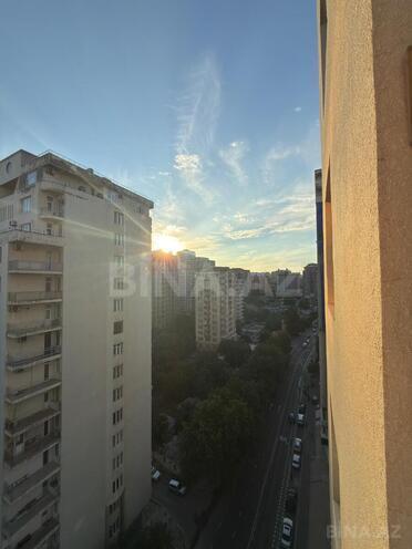 İcarəyə verilir 3 otaqlı yeni tikili 190 m², 28 May m., photo 27 from 28