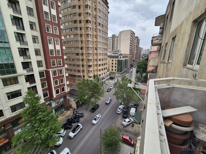 İcarəyə verilir 4 otaqlı köhnə tikili 110 m², Nəsimi r., photo 1 from 25