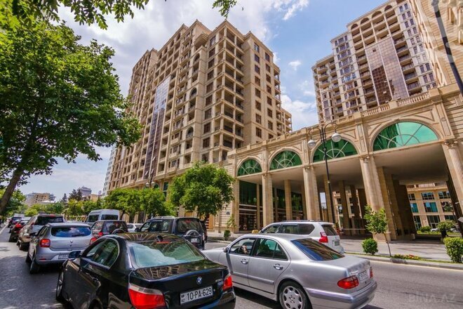 Сдаётся 3-комн. новостройка 170 м², Насиминский  р., photo 20 from 22