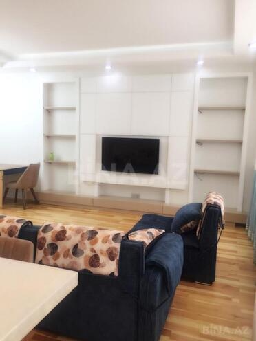 Сдаётся 3-комн. новостройка 160 м², пос. Бадамдар, photo 1 from 16