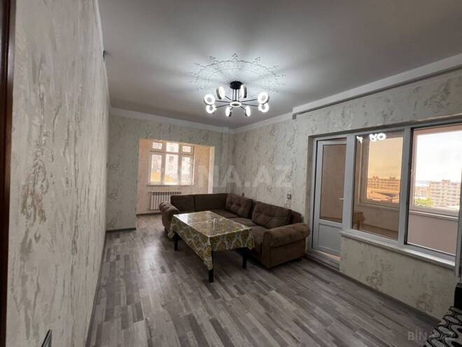 Satılır 2 otaqlı köhnə tikili 65 m², Xalqlar Dostluğu m., photo 1 from 13