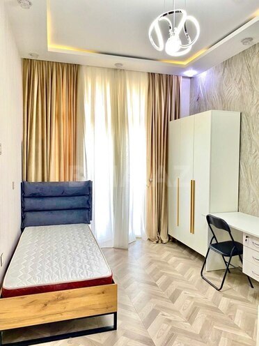 Сдаётся 3-комн. новостройка 110 м², м. Нариман Нариманов, photo 13 from 28