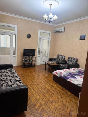İcarəyə verilir 1 otaqlı köhnə tikili 40 m², Sahil m., photo 3 from 7