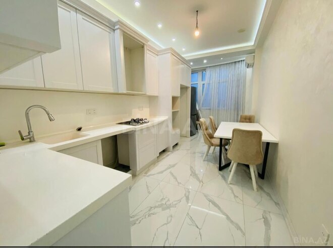 Satılır 3 otaqlı yeni tikili 130 m², İnşaatçılar m., photo 8 from 14