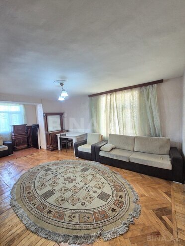 Продаётся 2-комн. вторичка 35 м², м. Иншаатчылар, photo 3 from 15