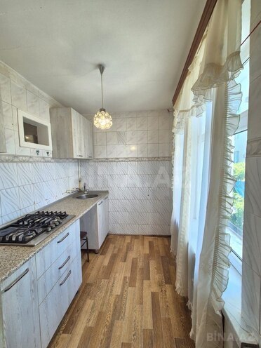 Продаётся 2-комн. вторичка 35 м², м. Иншаатчылар, photo 8 from 15