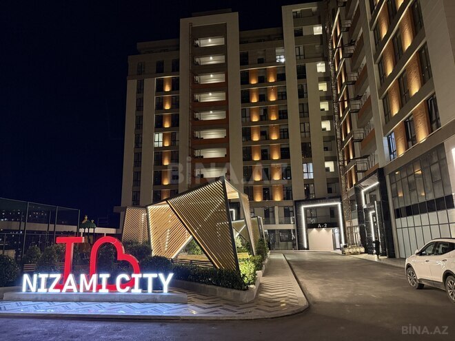 Продаётся 3-комн. новостройка 163 м², м. Низами, photo 1 from 32