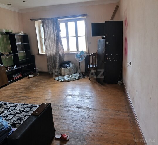 Satılır 2 otaqlı köhnə tikili 55 m², 28 May m., photo 1 from 7