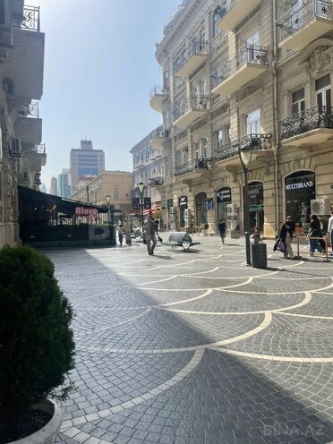 İcarəyə verilir 5 otaqlı ofis 130 m², 28 May m., photo 1 from 14