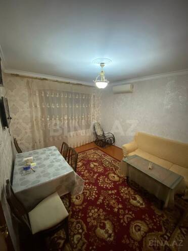 İcarəyə verilir 3 otaqlı köhnə tikili 65 m², Nizami m., photo 1 from 15